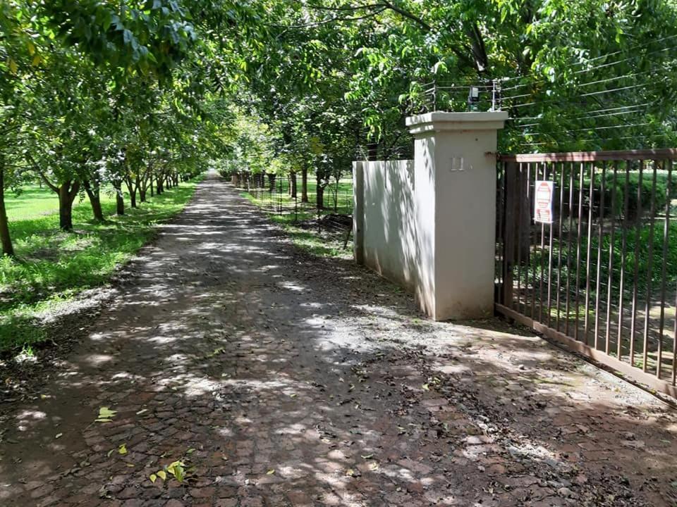 Green Willows Guest House Skeerpoort Exterior foto